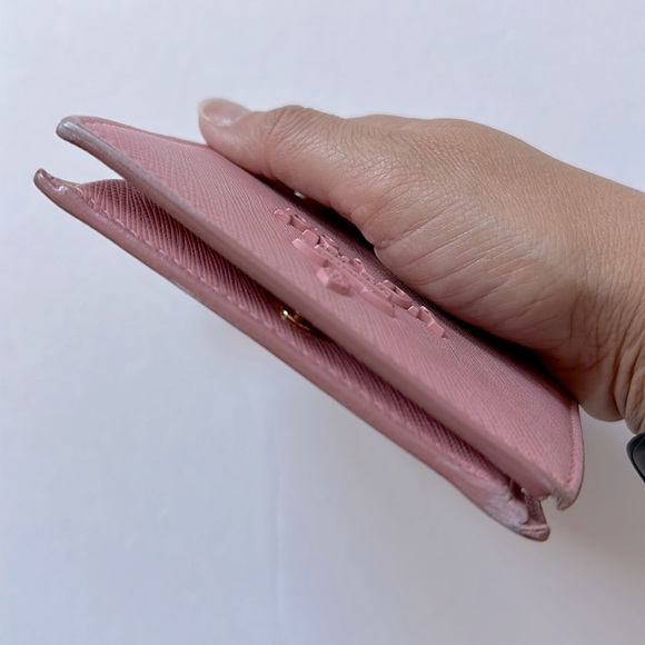 Prada wallet. - Picture 8 of 8